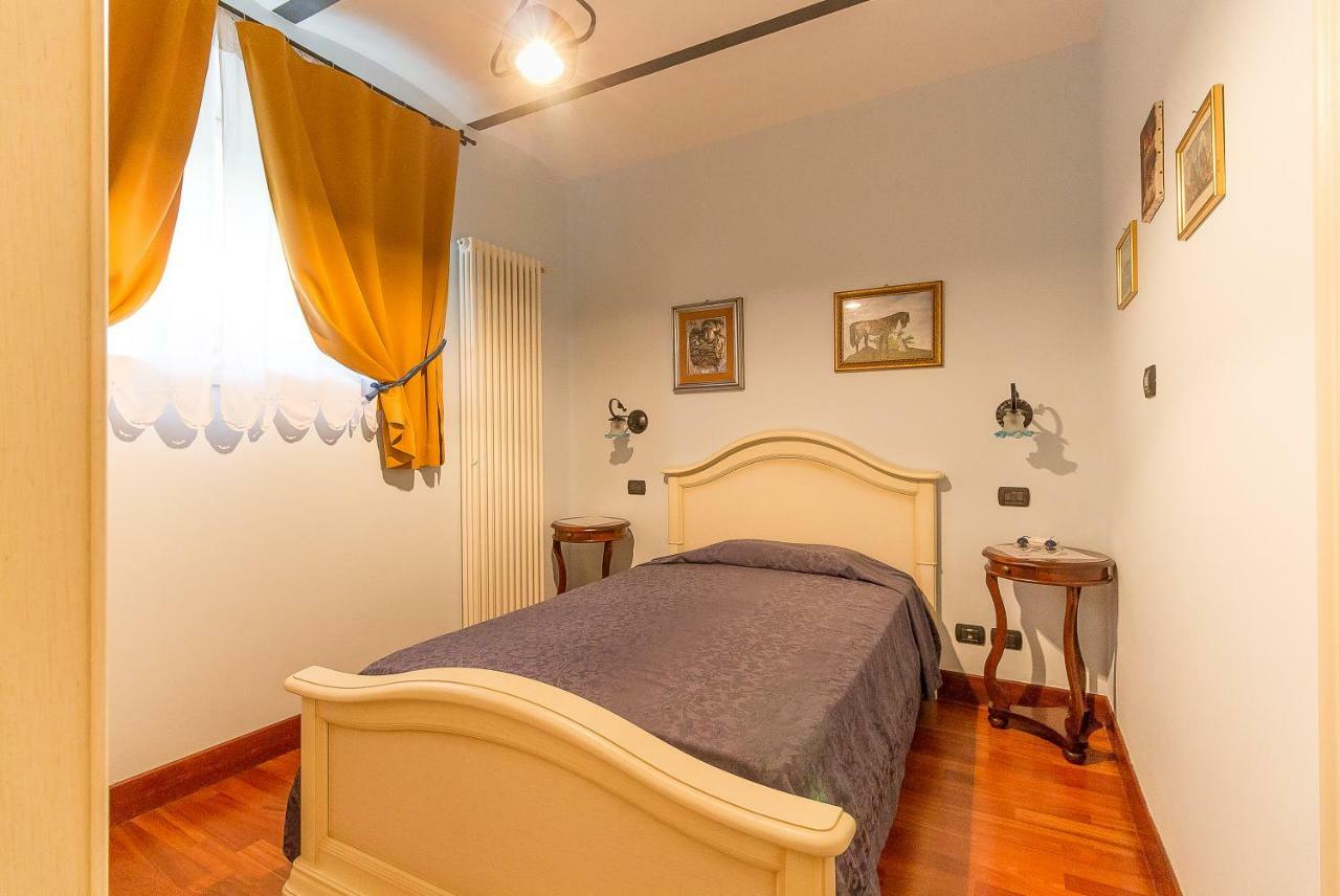 Tenuta Pian D'Attesio - Agriturismo Castelletto Soprano Buitenkant foto