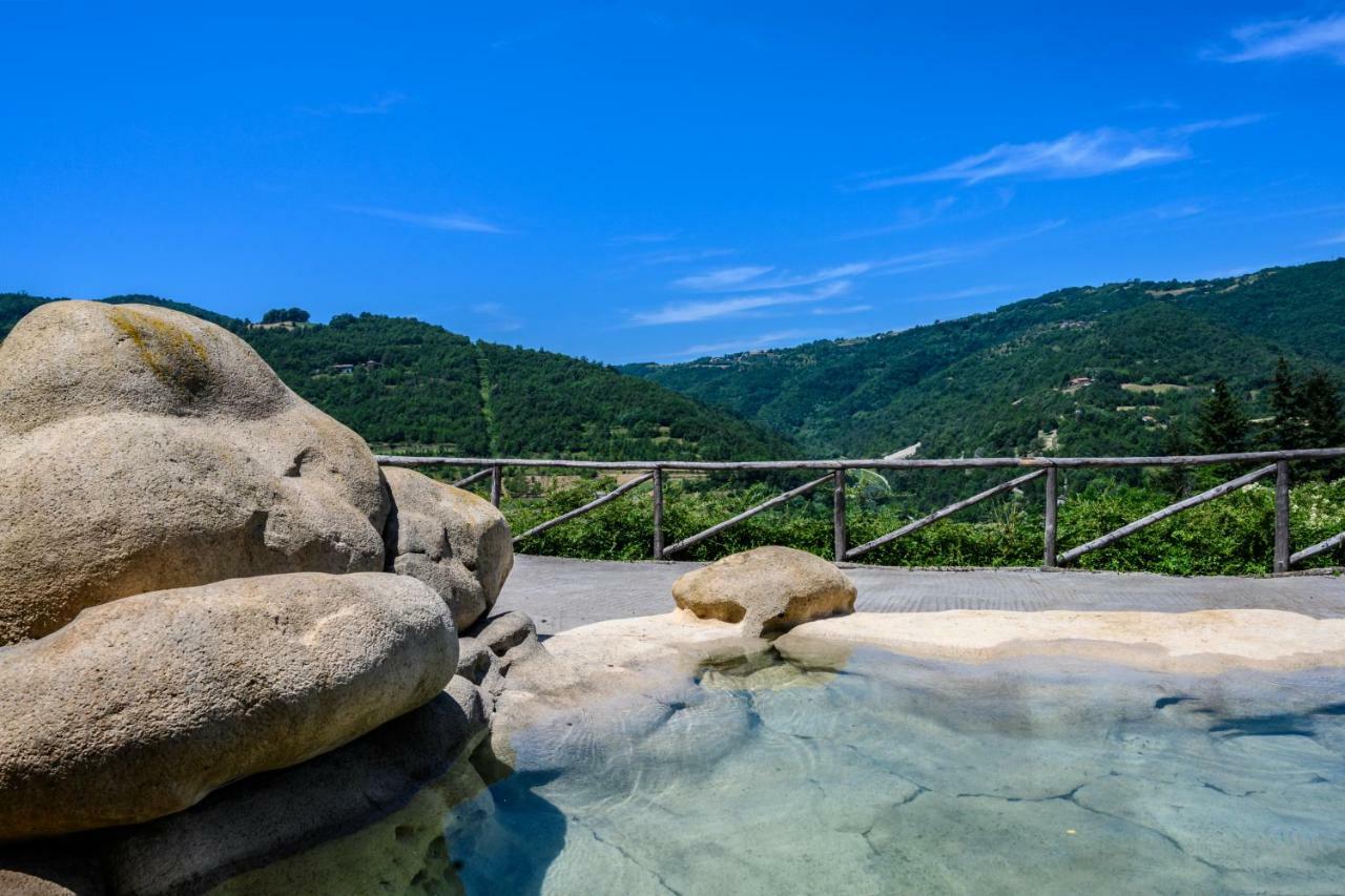 Tenuta Pian D'Attesio - Agriturismo Castelletto Soprano Buitenkant foto