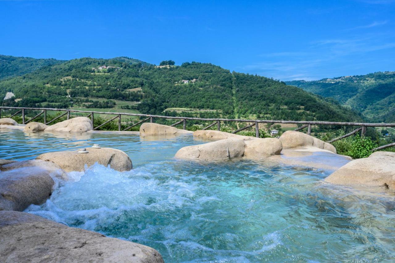 Tenuta Pian D'Attesio - Agriturismo Castelletto Soprano Buitenkant foto