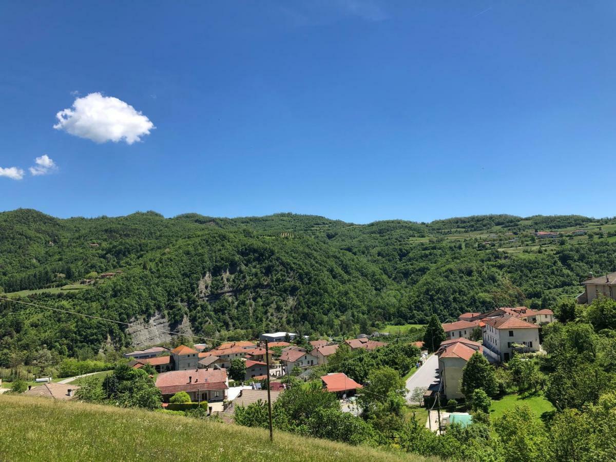 Tenuta Pian D'Attesio - Agriturismo Castelletto Soprano Buitenkant foto